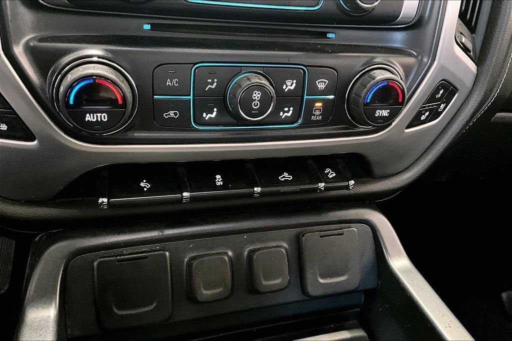 Used 2018 GMC Sierra 1500 SLT w/ SLT Premium Package image 16