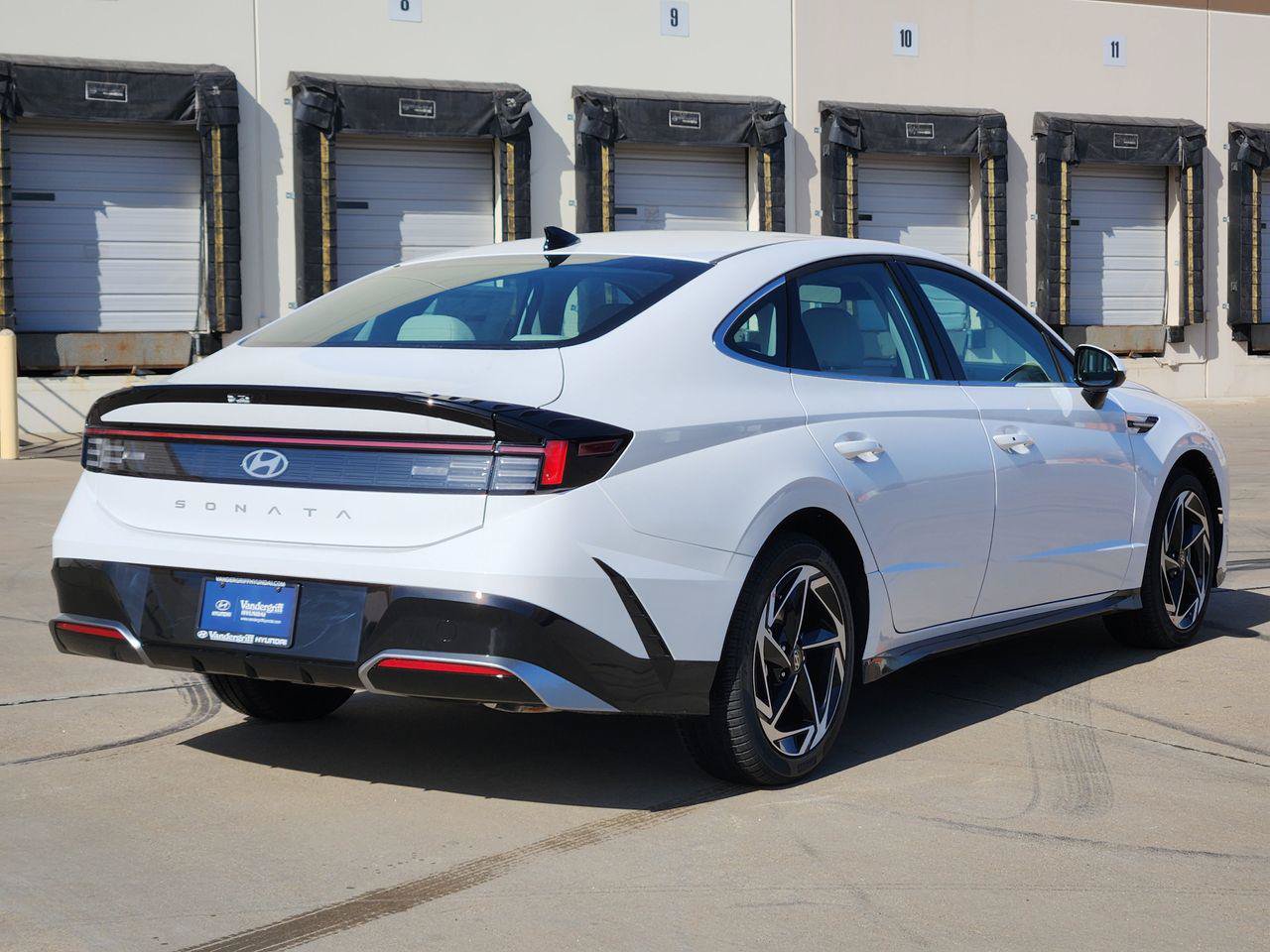 New 2026 Hyundai Sonata SEL FWD image 4