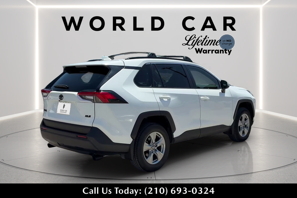 Used 2025 Toyota RAV4 XLE w/ Convenience Package FWD image 7