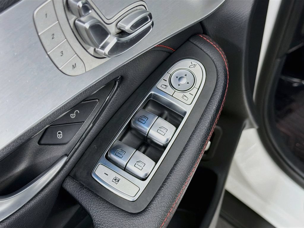 Used 2019 Mercedes-Benz GLC 43 AMG 4MATIC image 33