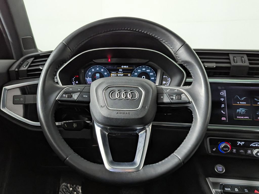 Used 2020 Audi Q3 2.0T Premium w/ Convenience Package image 27