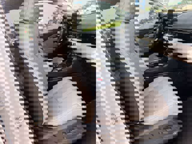 Used 2025 Honda Pilot Touring image 12