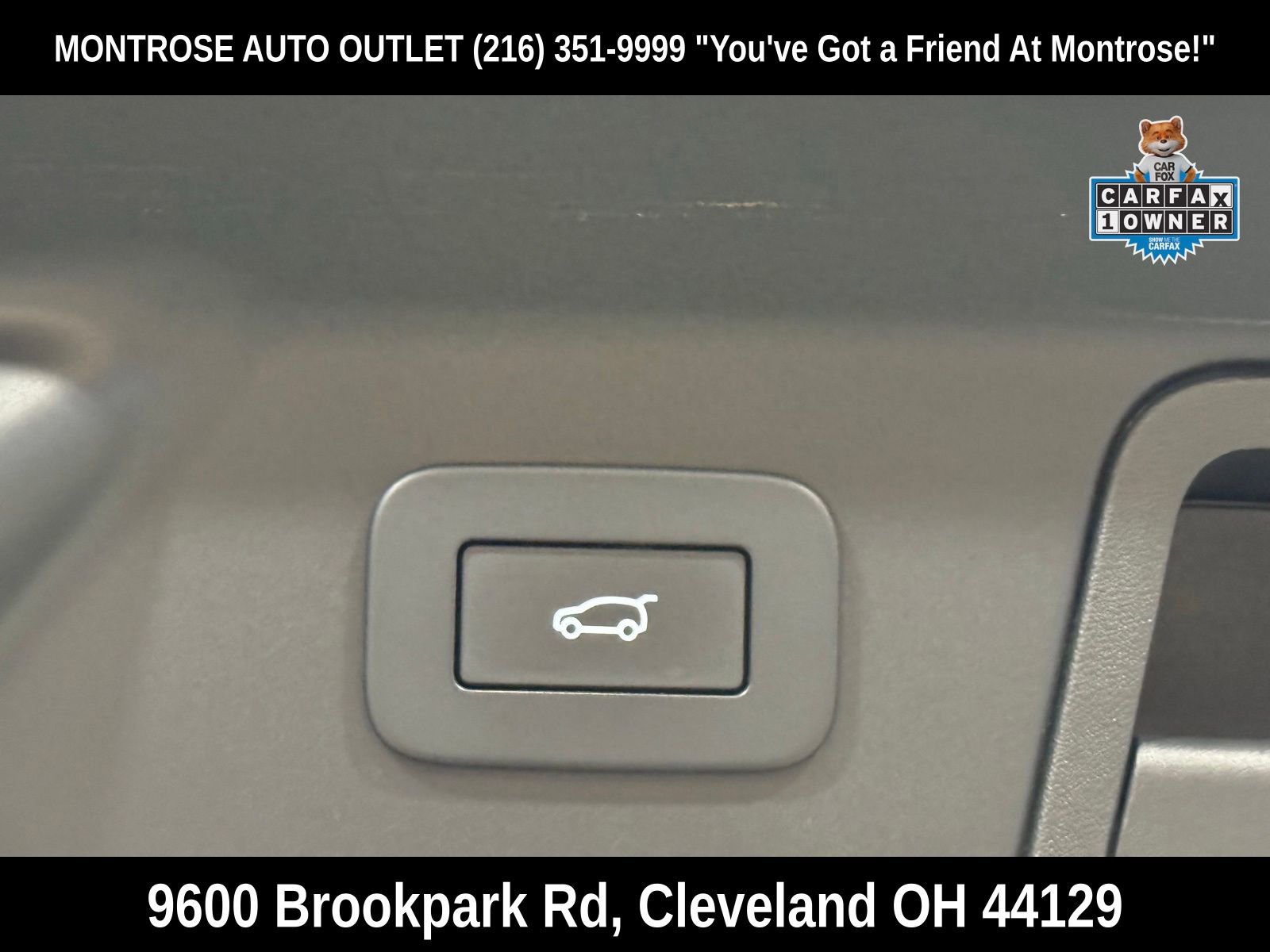 Used 2023 Land Rover Range Rover Velar R-Dynamic S image 42