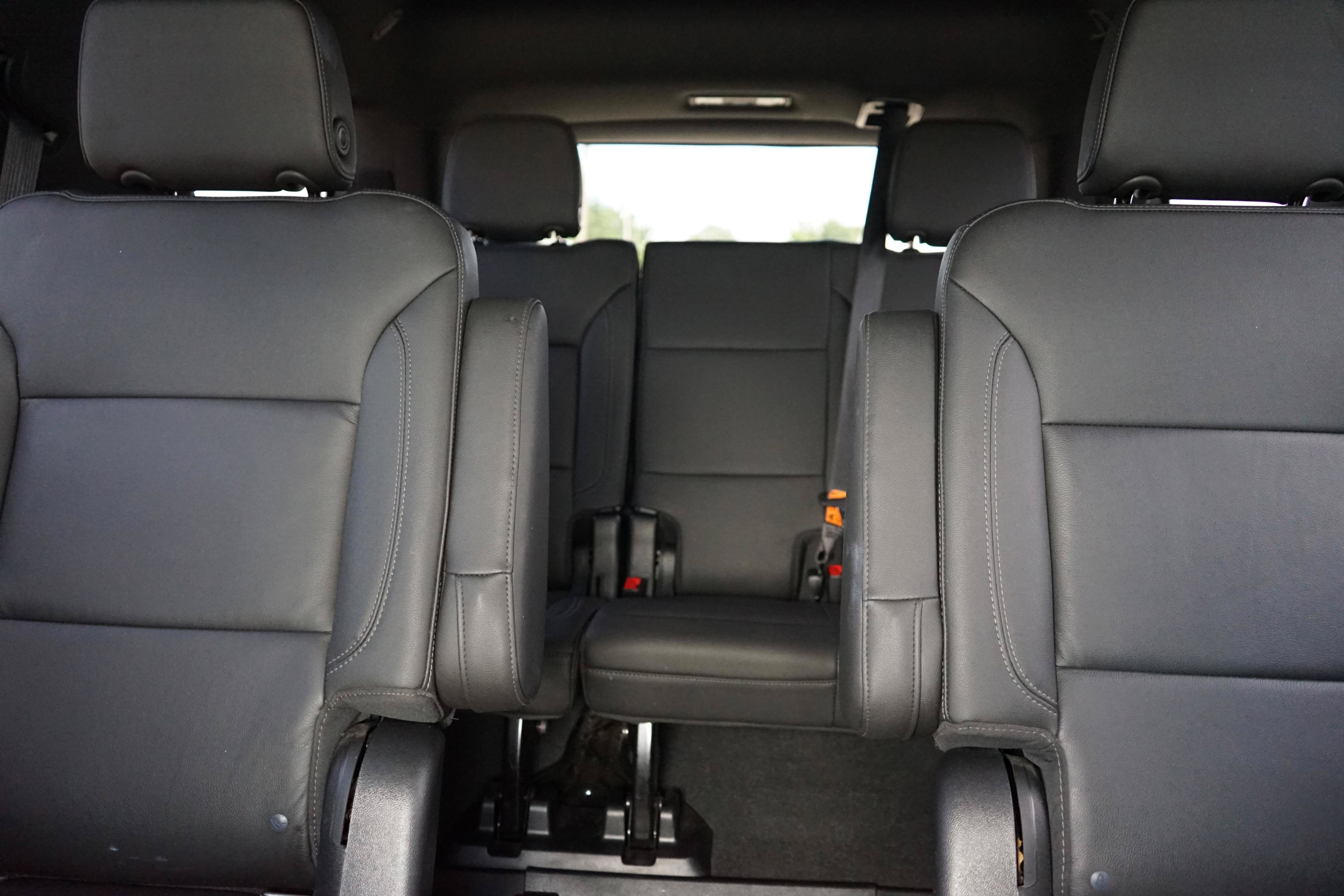 Used 2021 Chevrolet Tahoe Z71 w/ Rear Media and Nav Package AWD/4WD image 18