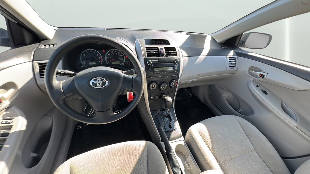 Used 2013 Toyota Corolla L FWD image 14