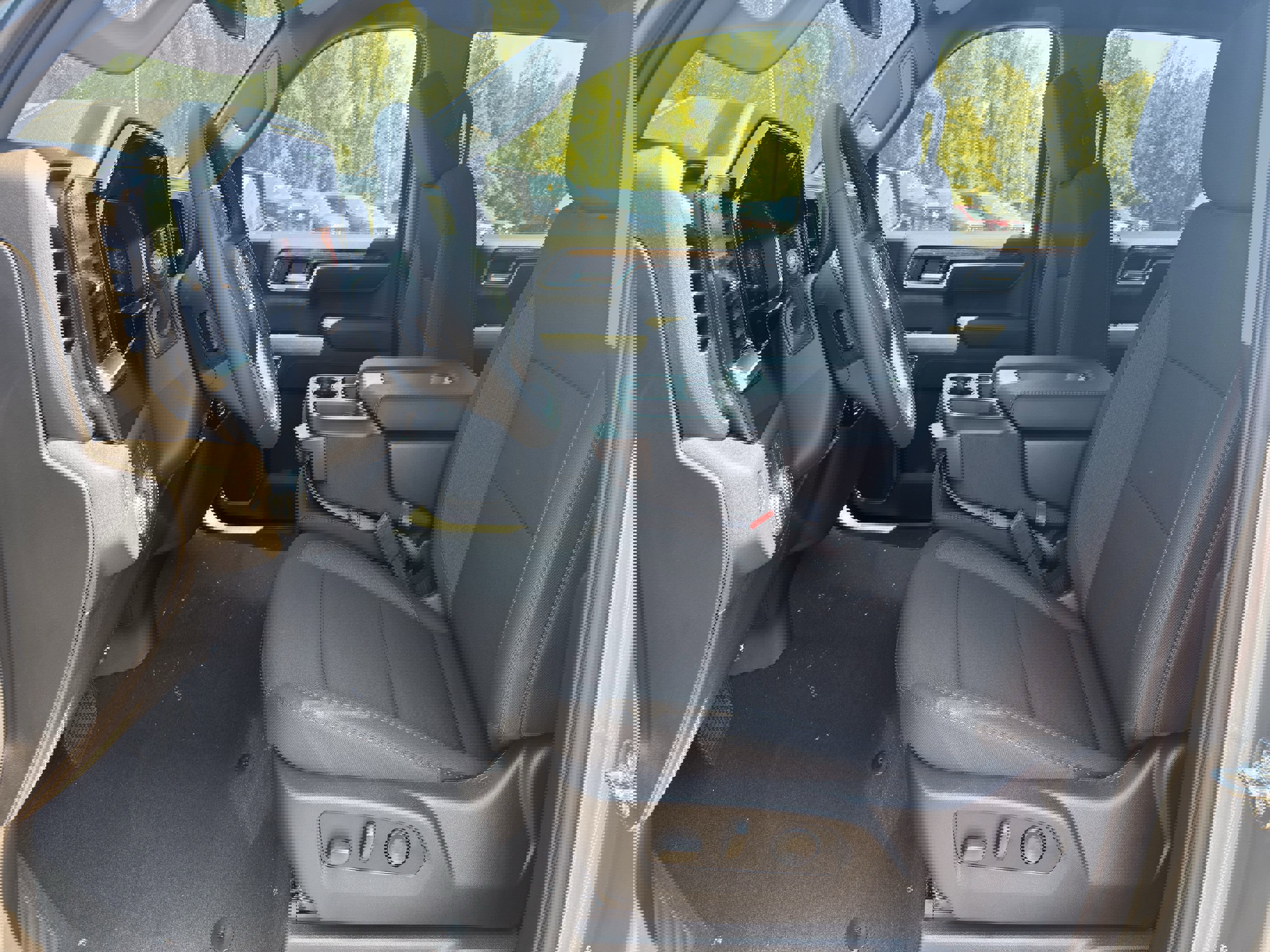 New 2026 GMC Sierra 1500 Elevation image 11