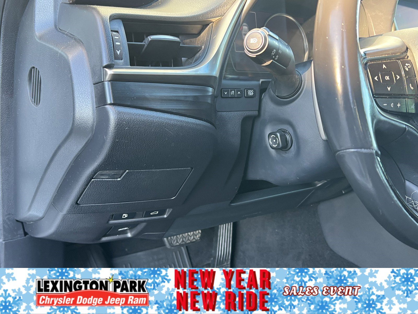 Used 2020 Lexus ES 300h ES 300h image 16