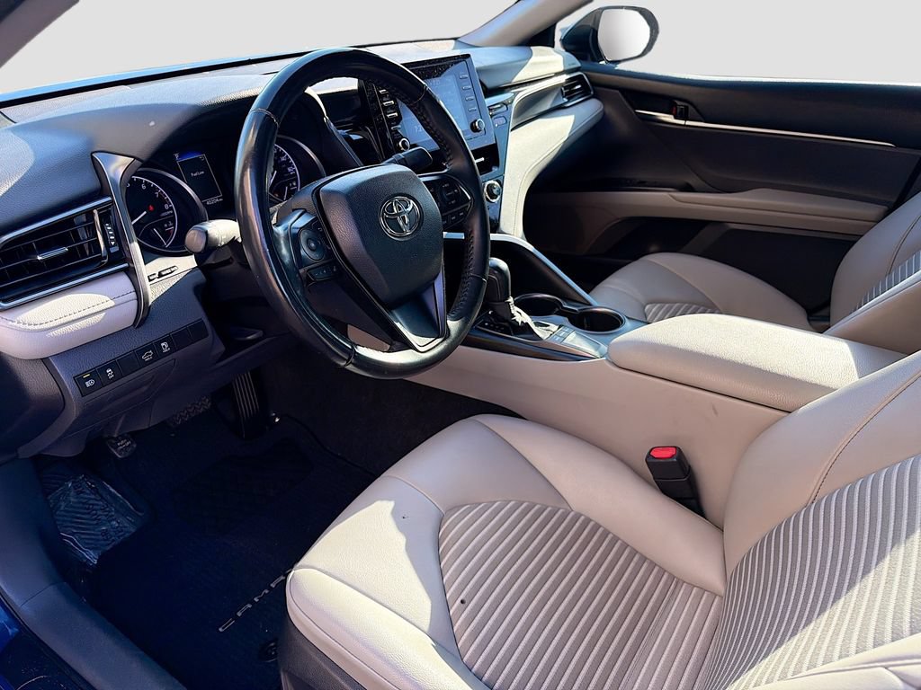 Used 2023 Toyota Camry SE FWD image 23