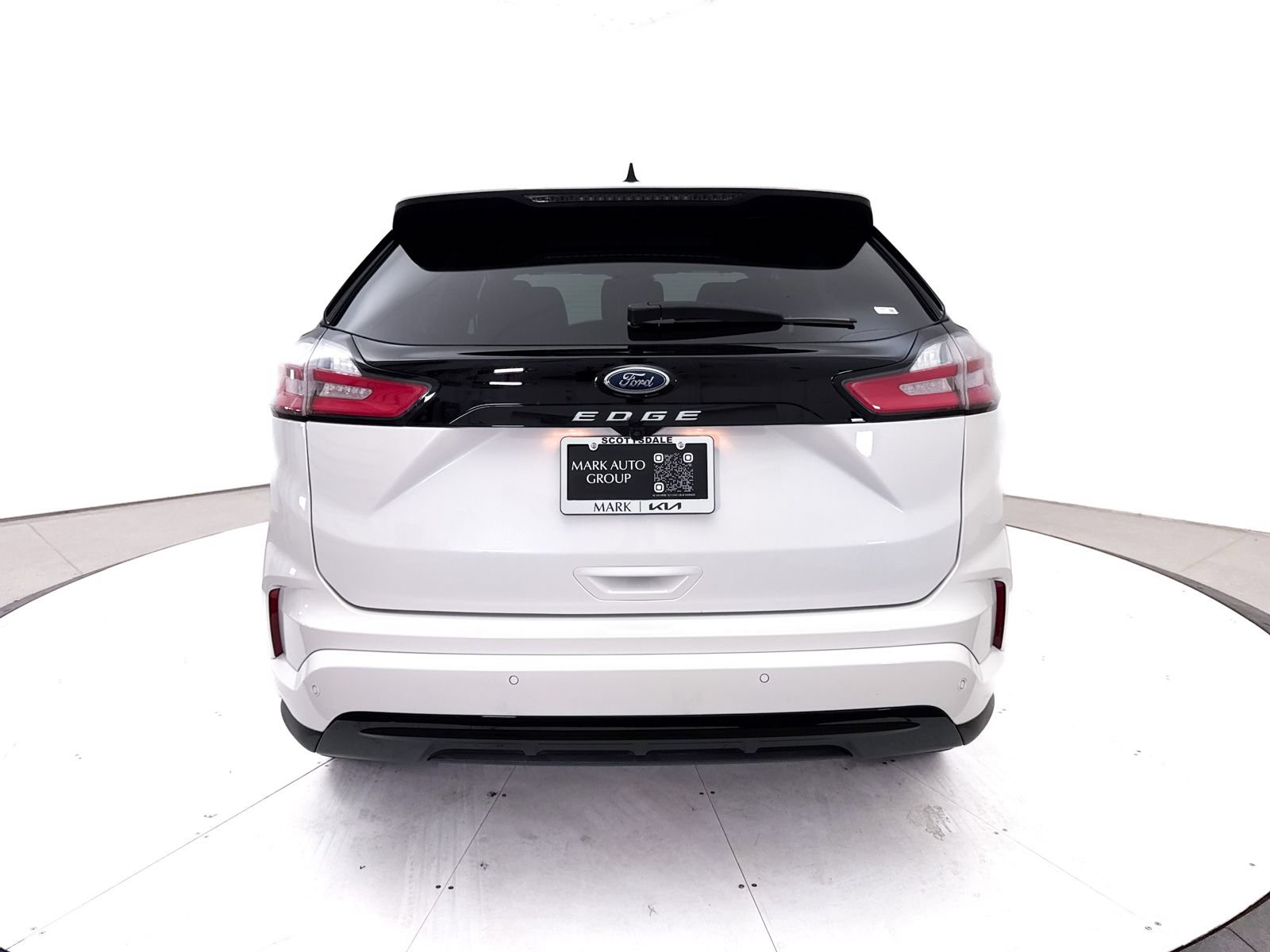 Used 2023 Ford Edge ST-Line AWD/4WD image 16