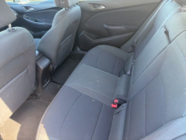 Used 2017 Chevrolet Cruze LT w/ Convenience Package image 9