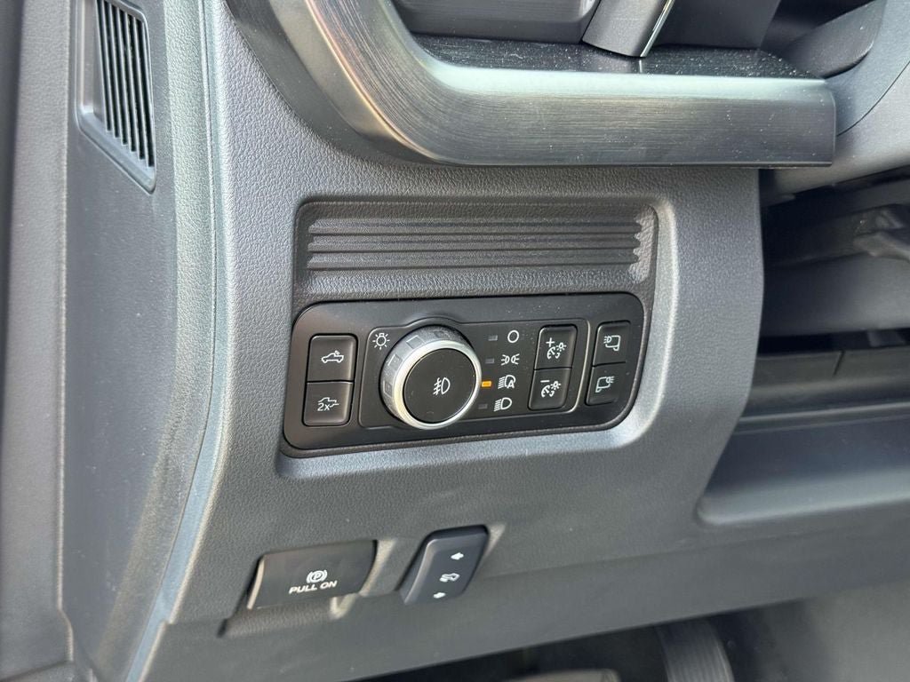 New 2025 Ford F350 Lariat w/ Lariat Ultimate Package AWD/4WD image 18