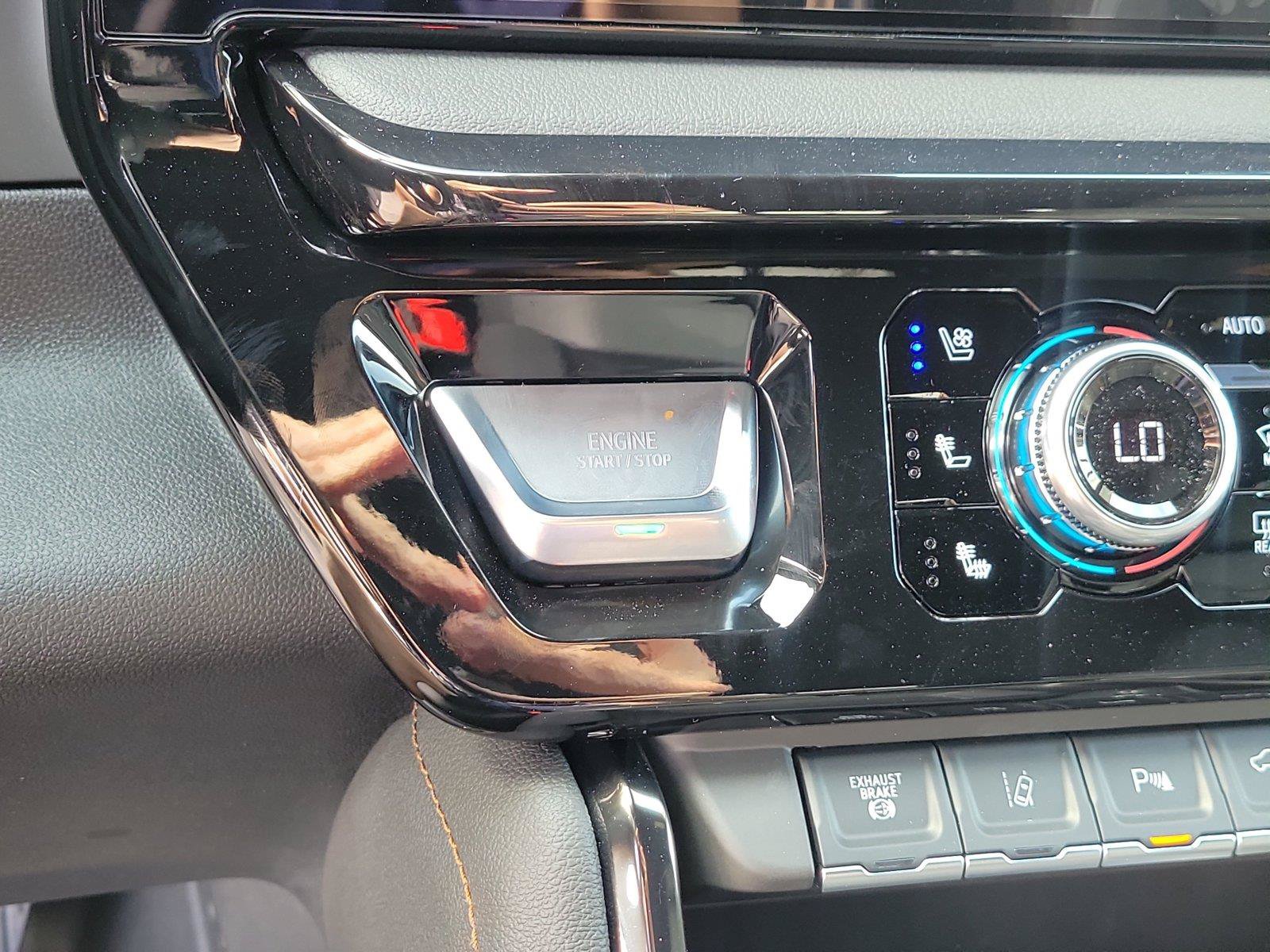 New 2026 GMC Sierra 2500 AT4 w/ AT4 Premium Plus Package AWD/4WD image 29