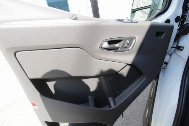New 2025 Ford Transit 150 148 Medium Roof image 23