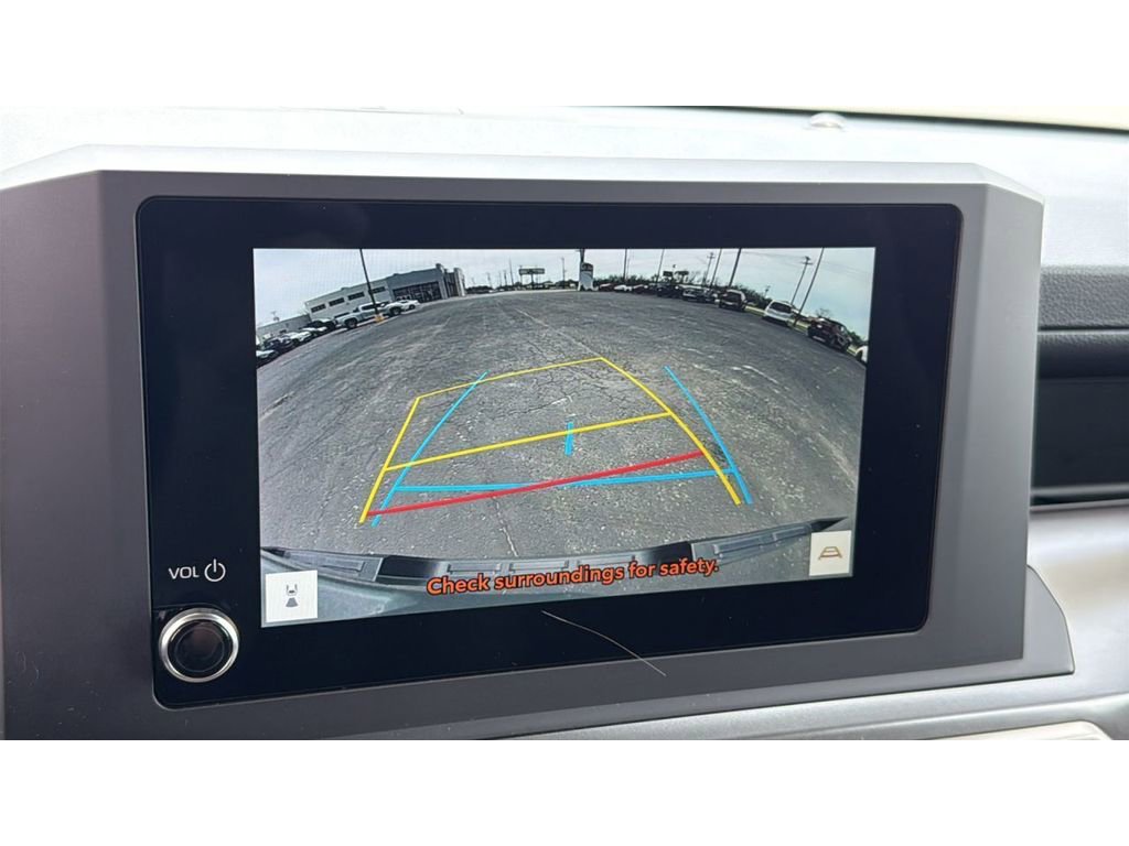 Certified 2025 Toyota Tacoma SR5 w/ SR5 Upgrade Package AWD/4WD image 15