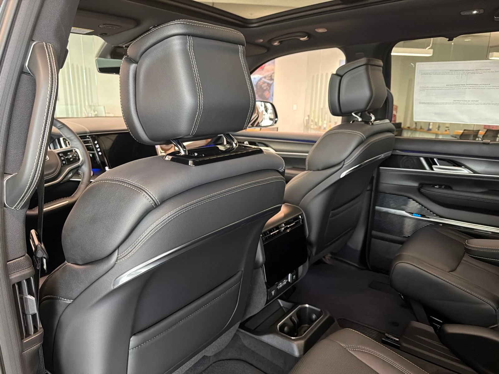 New 2026 Jeep Grand Wagoneer Summit w/ Premium Group III AWD/4WD image 15