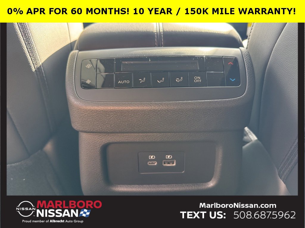 New 2025 Nissan Pathfinder SL image 28