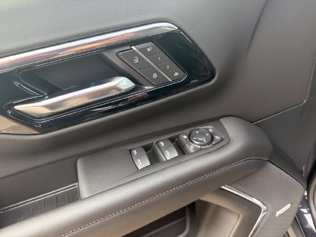 New 2026 Chevrolet Suburban LT w/ Advanced Technology Package AWD/4WD image 11