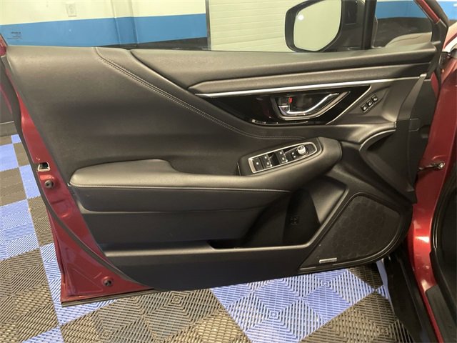 Used 2021 Subaru Outback Limited image 13