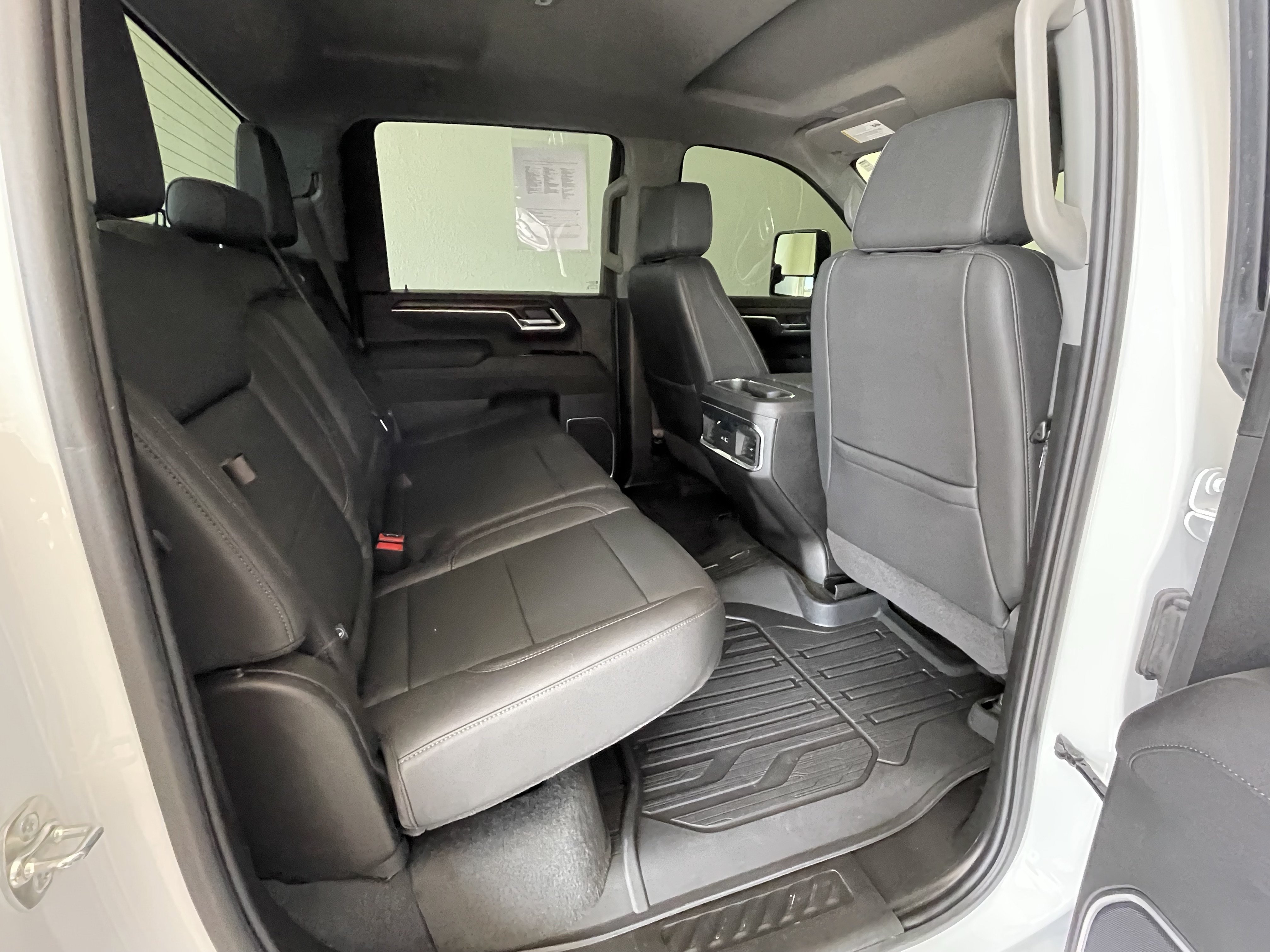 Certified 2025 GMC Sierra 2500 SLT AWD/4WD image 17