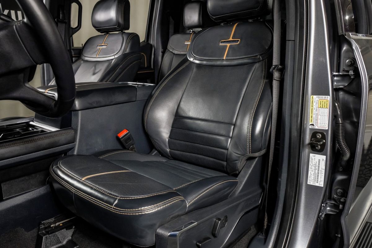 Used 2024 Ford F350 Platinum image 29