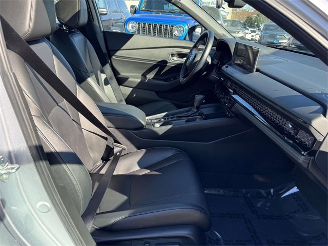 Used 2025 Honda Accord Sport image 7