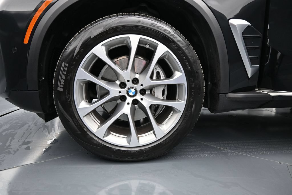 Used 2026 BMW X5 sDrive40i RWD image 31