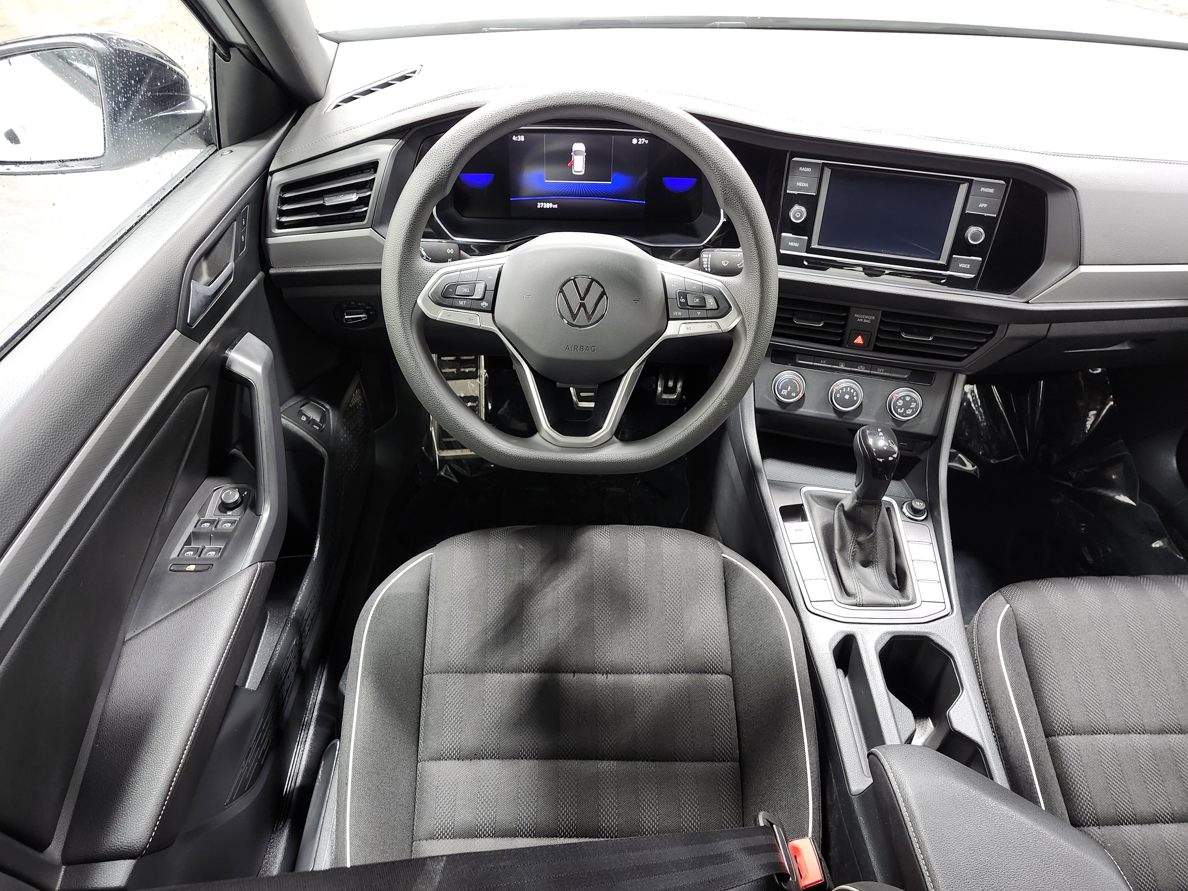 Used 2023 Volkswagen Jetta Sport image 24