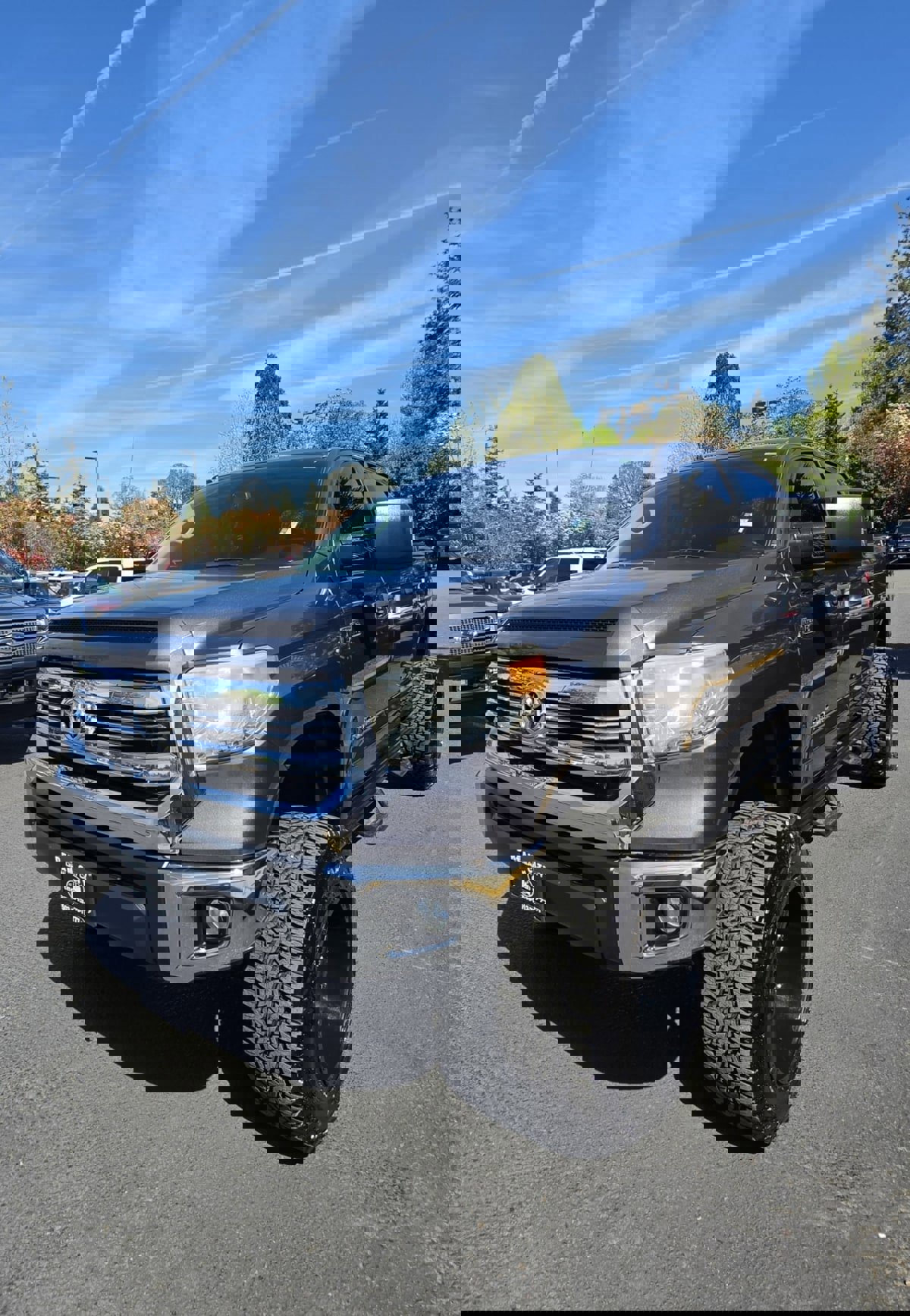 Used 2017 Toyota Tundra SR5 w/ TRD Off Road Package AWD/4WD image 4