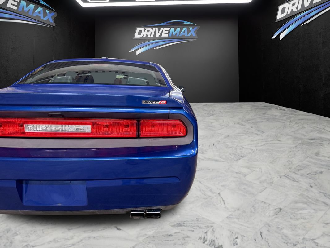 Used 2012 Dodge Challenger SRT8 RWD image 10