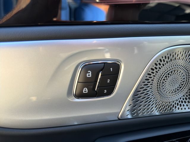 New 2026 Lincoln Nautilus Reserve AWD/4WD image 19