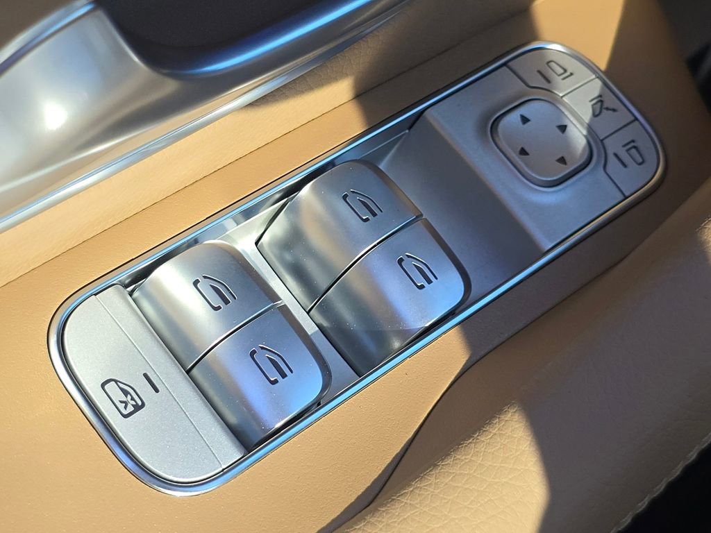 New 2026 Mercedes-Benz GLS 450 4MATIC image 29