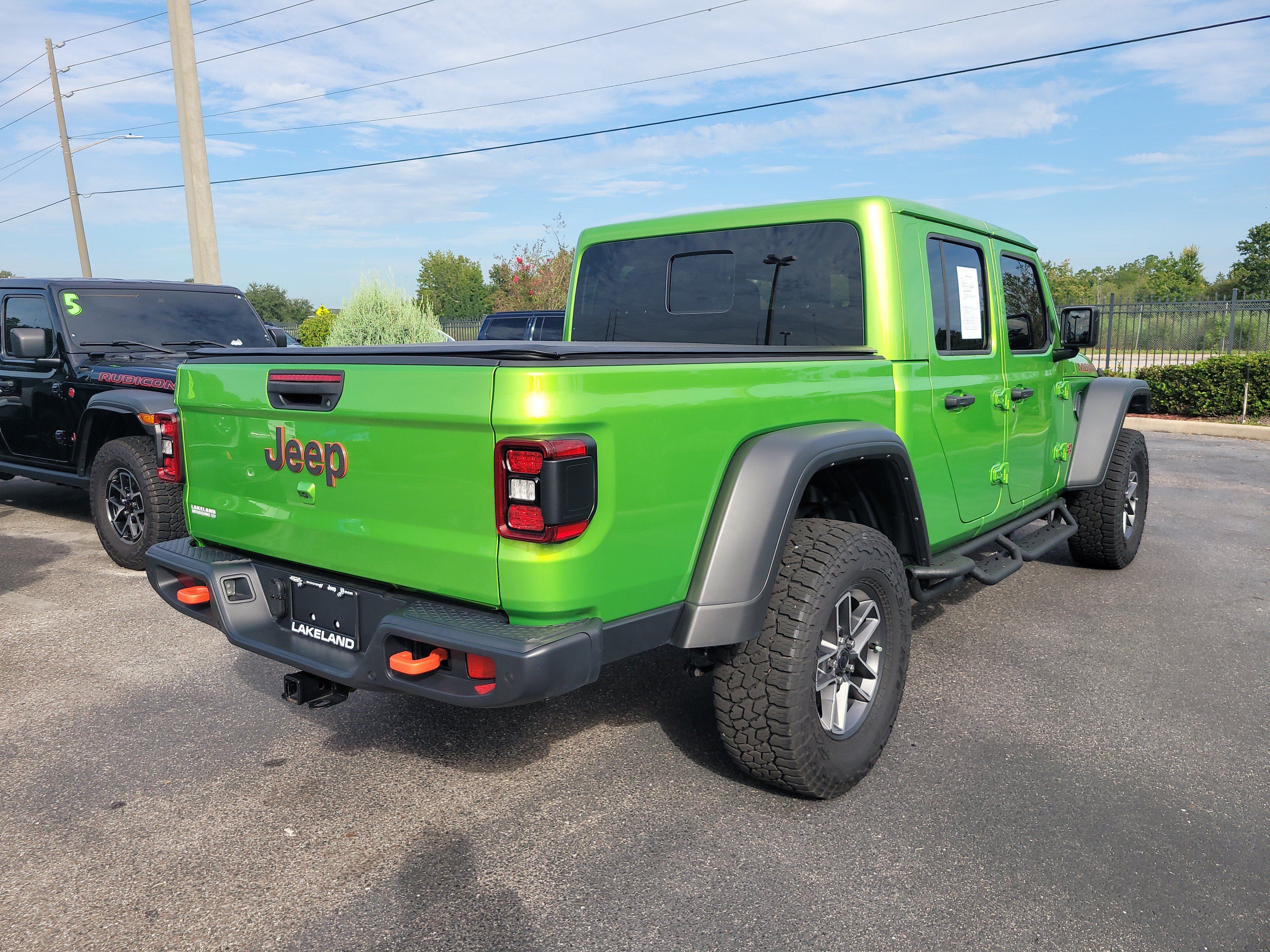 Used 2025 Jeep Gladiator Mojave w/ Safety Group AWD/4WD image 4