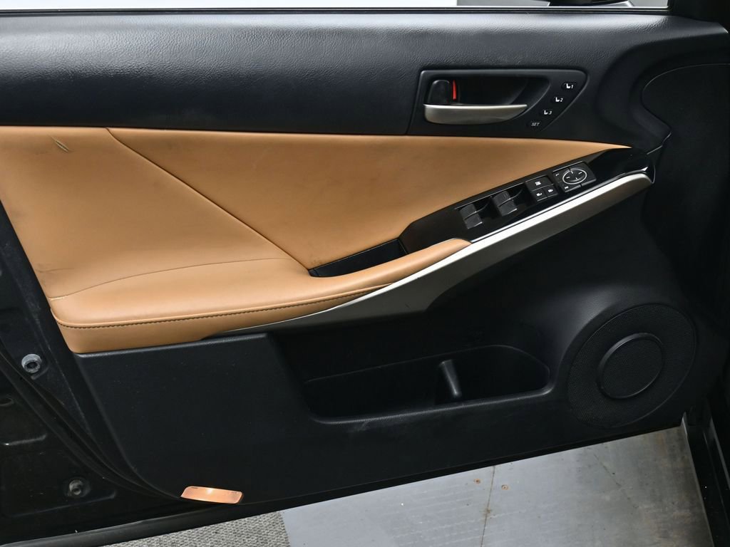 Used 2019 Lexus IS 300 300 w/ Navigation Package image 10