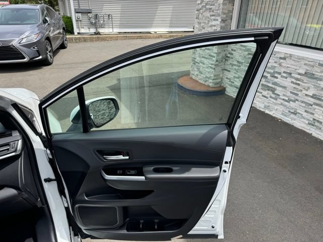Used 2025 Toyota Sienna Platinum AWD/4WD image 14