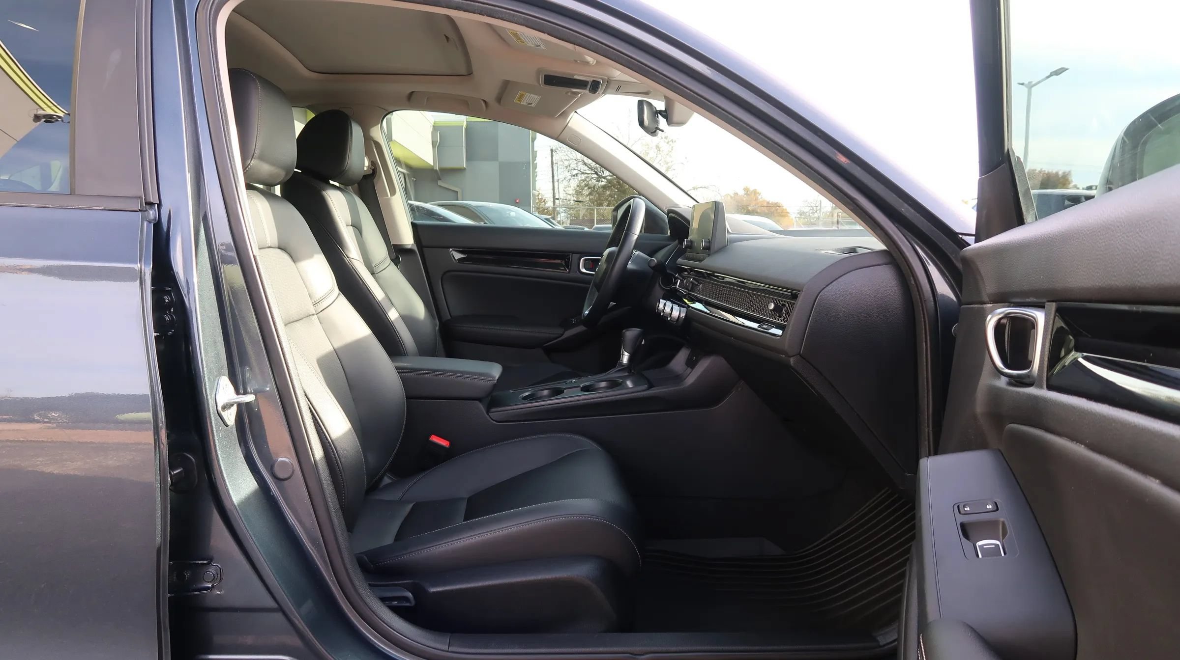Used 2024 Honda Civic EX-L image 24