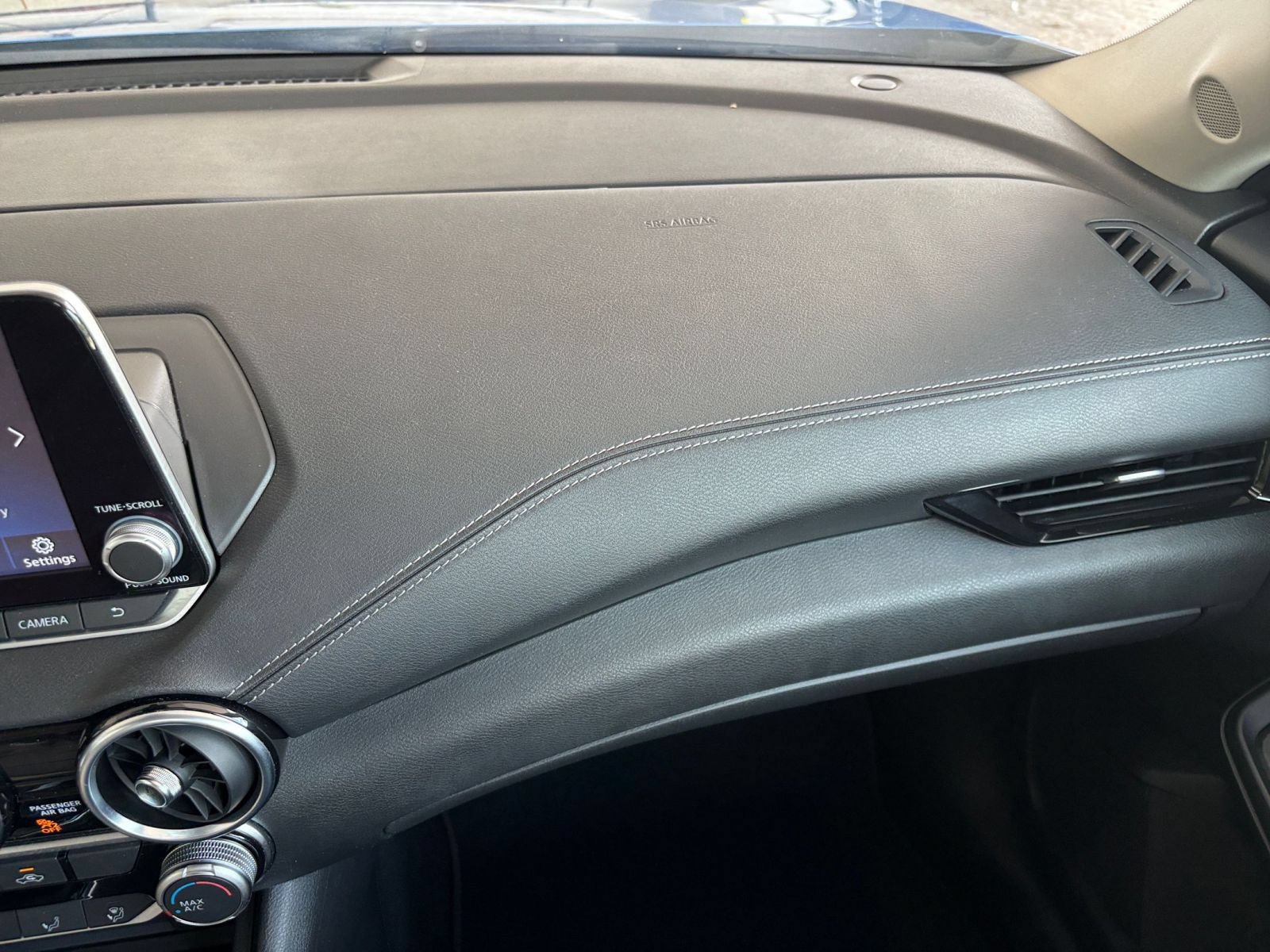 Used 2025 Nissan Sentra SV FWD image 32