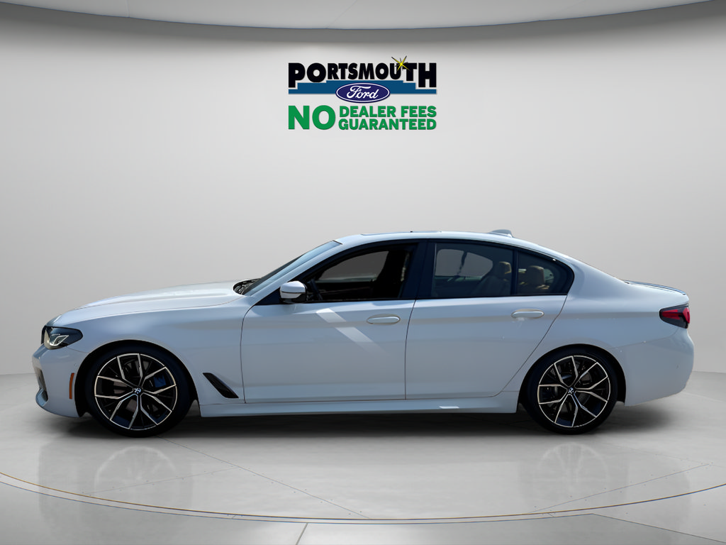 Used 2023 BMW 540i xDrive w/ M Sport Package AWD/4WD image 2