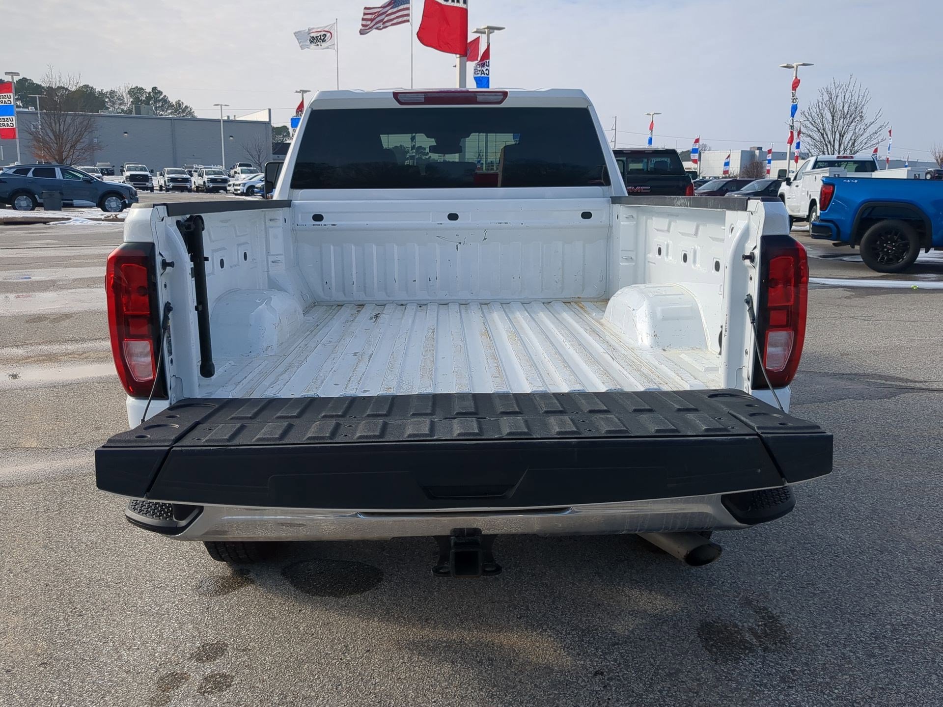 Used 2025 GMC Sierra 2500 SLE w/ SLE Convenience Package image 23