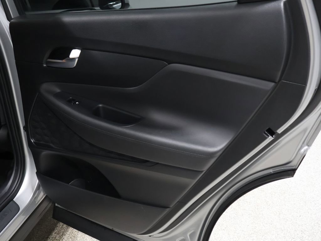 Used 2023 Hyundai Santa Fe SE image 21