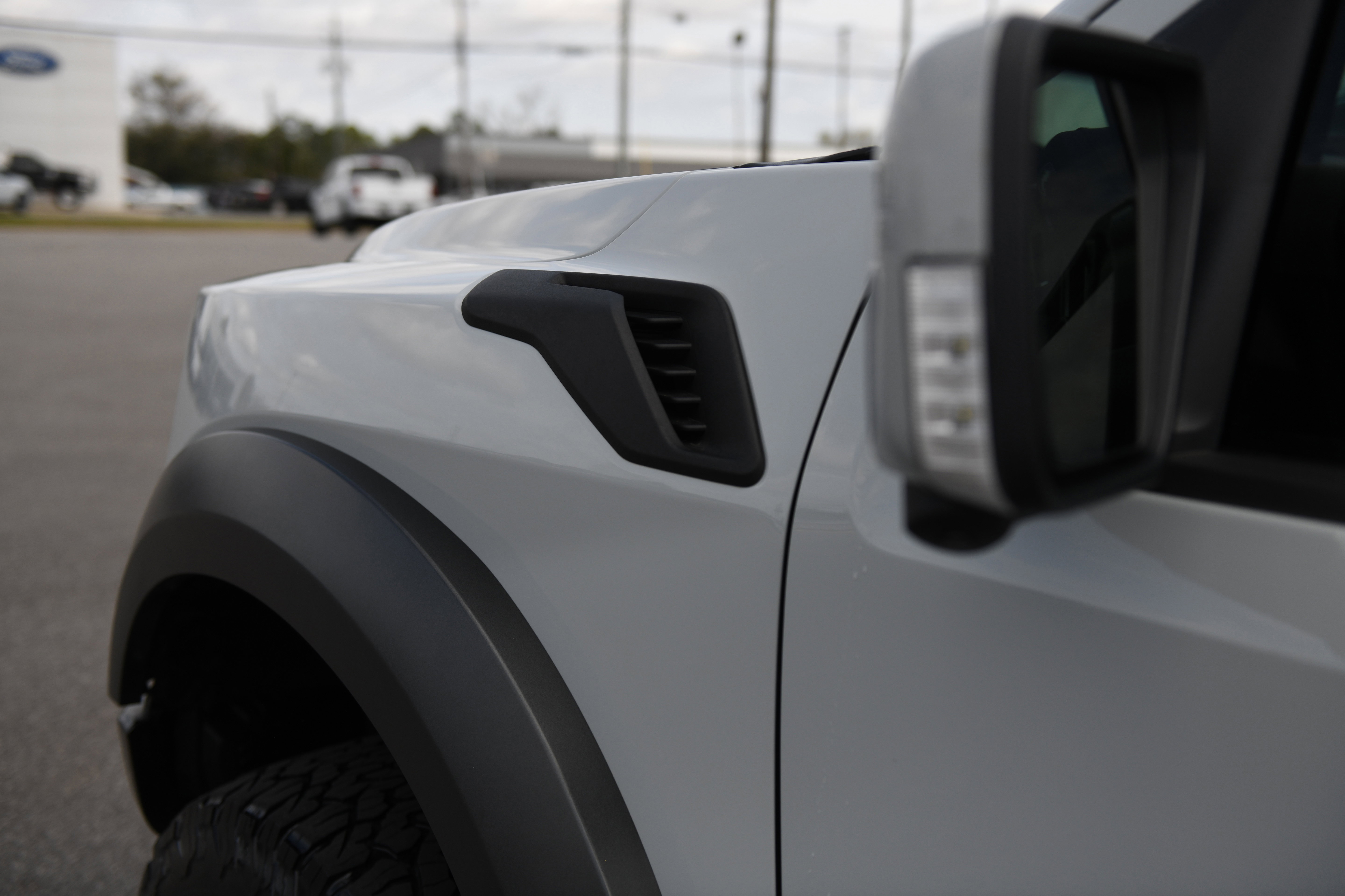 Used 2023 Ford F150 Raptor image 11