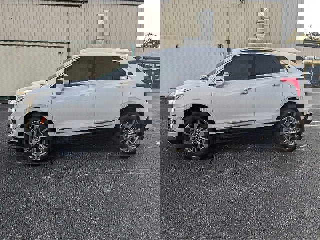 New 2025 Cadillac XT5 Premium Luxury w/ Technology Package image 2