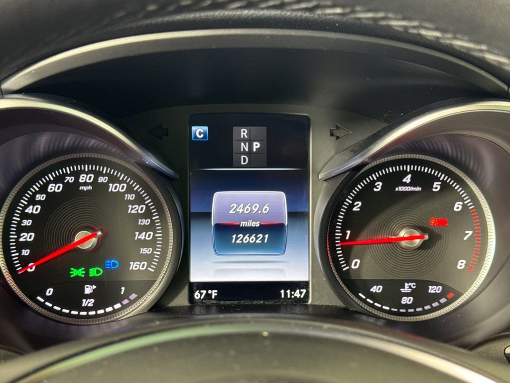 Used 2017 Mercedes-Benz GLC 300 image 23