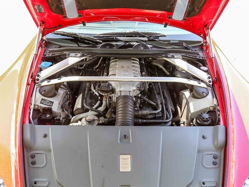 Used 2008 Aston Martin V8 Vantage Roadster RWD image 41