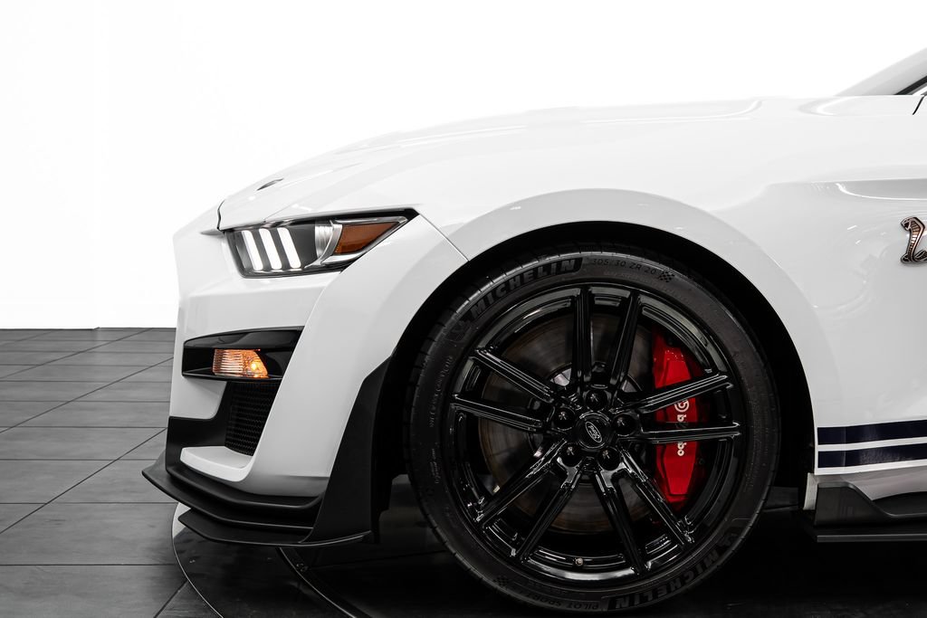 Used 2022 Ford Mustang Shelby GT500 w/ Technology Package RWD image 15