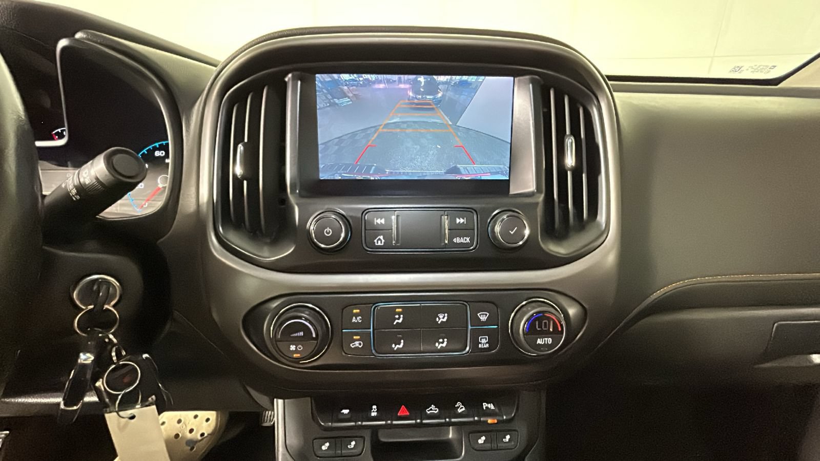 Used 2021 GMC Canyon AT4 w/ Trailering Package AWD/4WD image 27