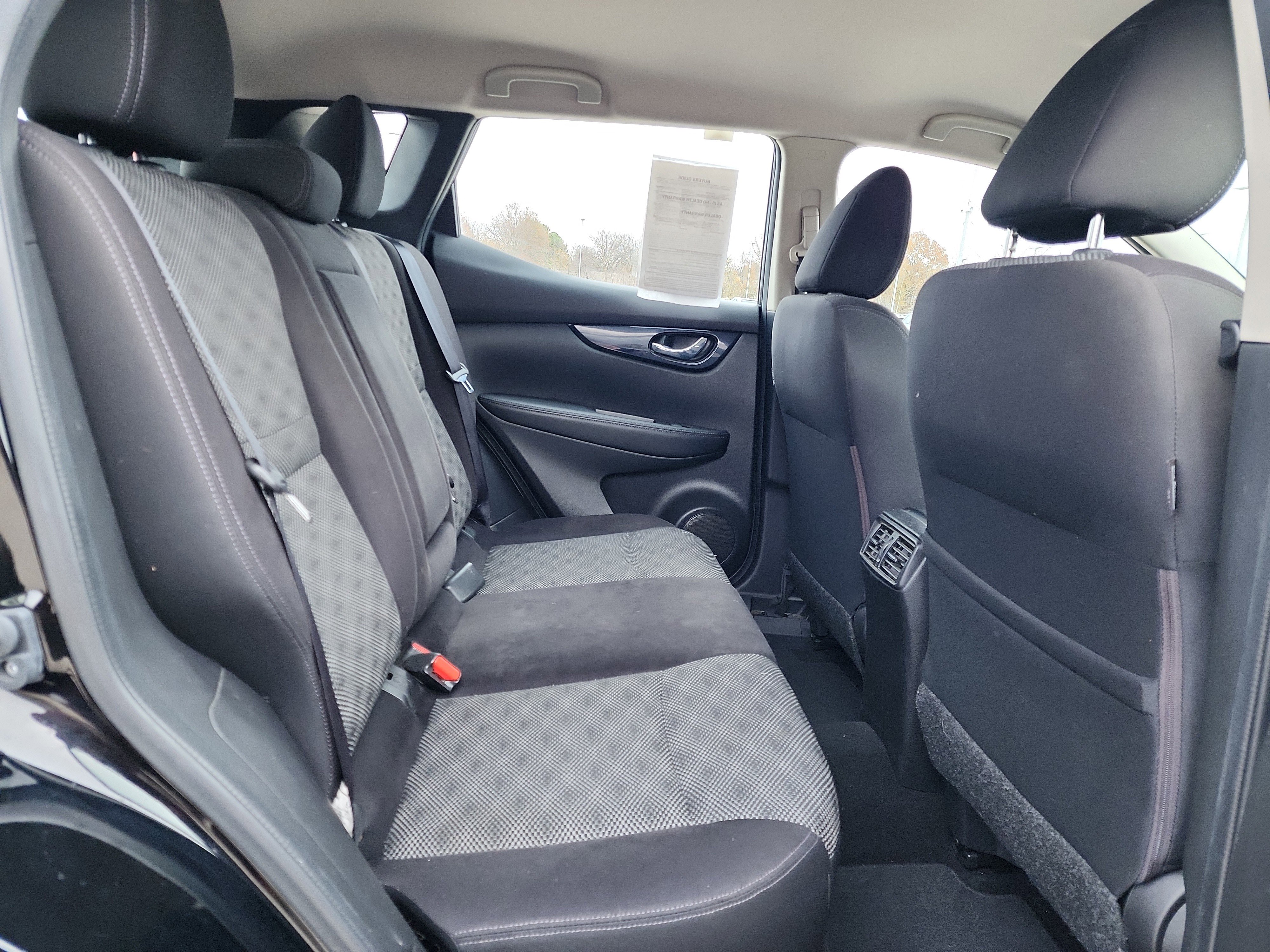 Used 2019 Nissan Rogue Sport SV w/ Technology Package image 14