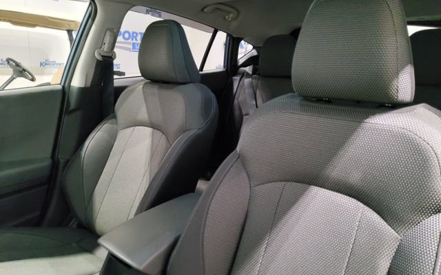 Used 2024 Subaru Crosstrek 2.0i Premium AWD/4WD image 16