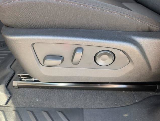 New 2026 Chevrolet Colorado W/T w/ WT Custom Package RWD image 17