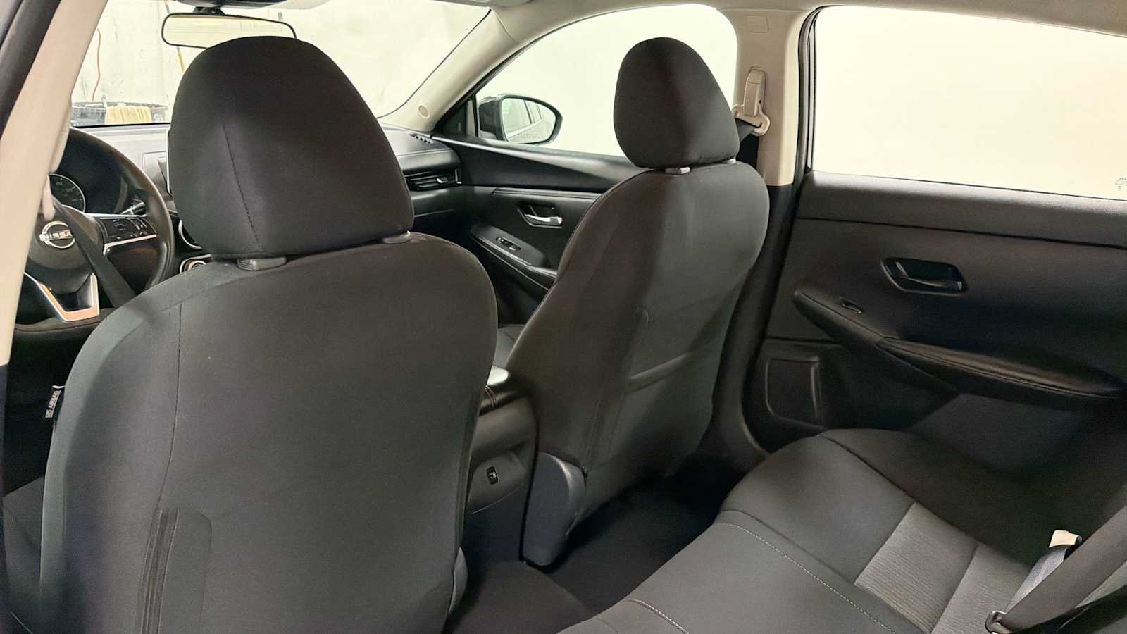 Used 2024 Nissan Sentra SV FWD image 24