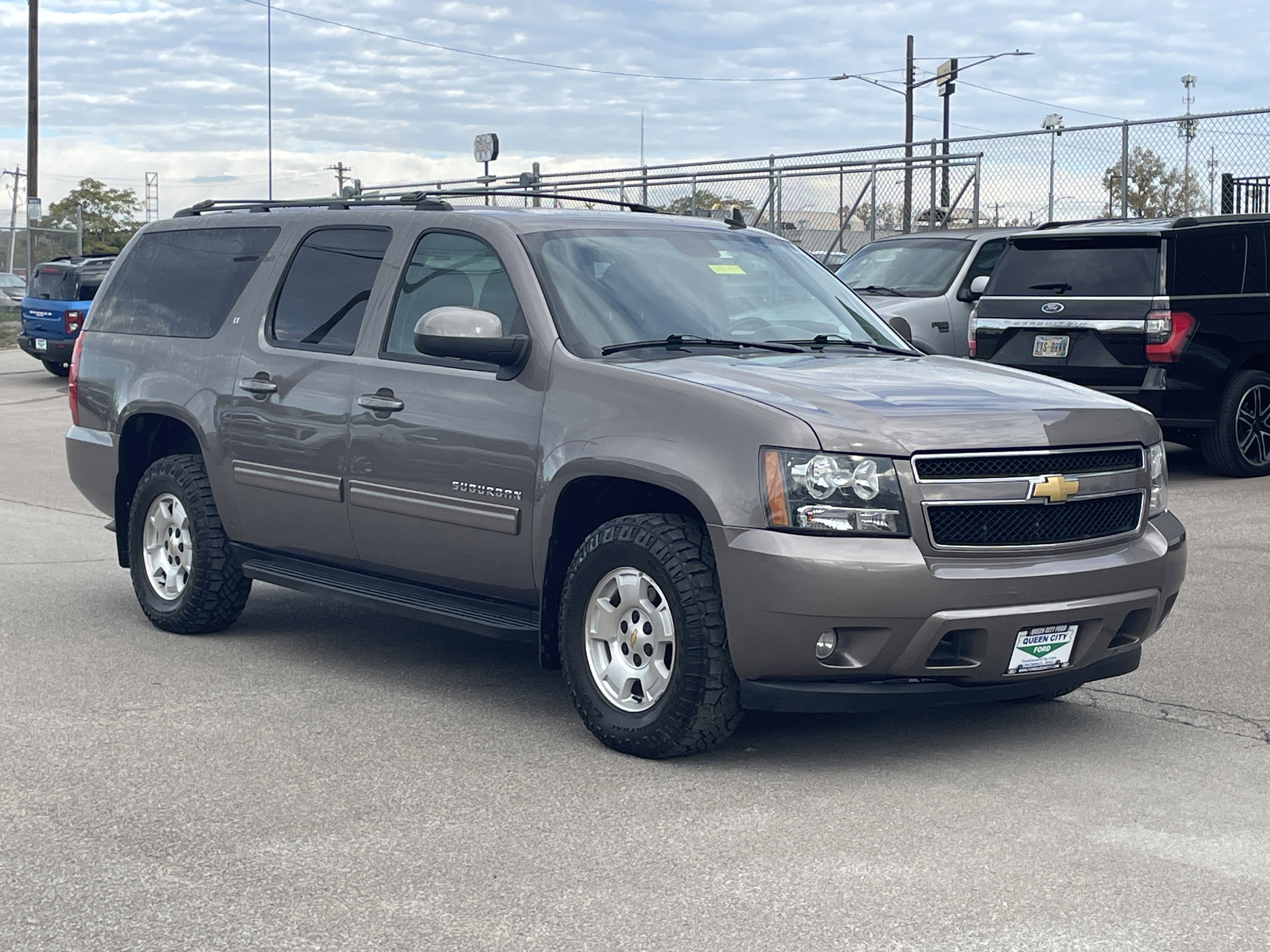 Used 2013 Chevrolet Suburban LT w/ Luxury Package